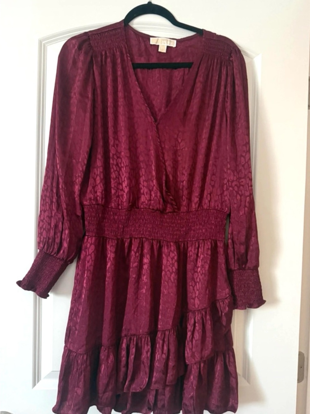 Michael Kors Wine Tiered Long-Sleeve V-Neck Dress